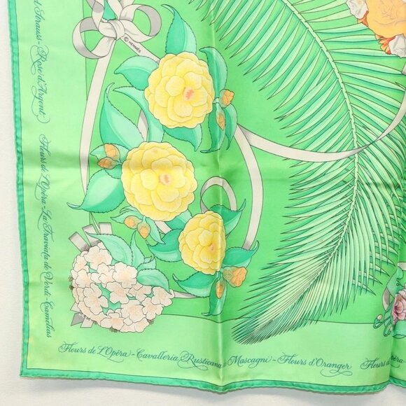Share HERMES Carre 90 Scarf ""Fleurs de L'Opera"" Silk Green Auth ki5895 - Picture 8 of 16